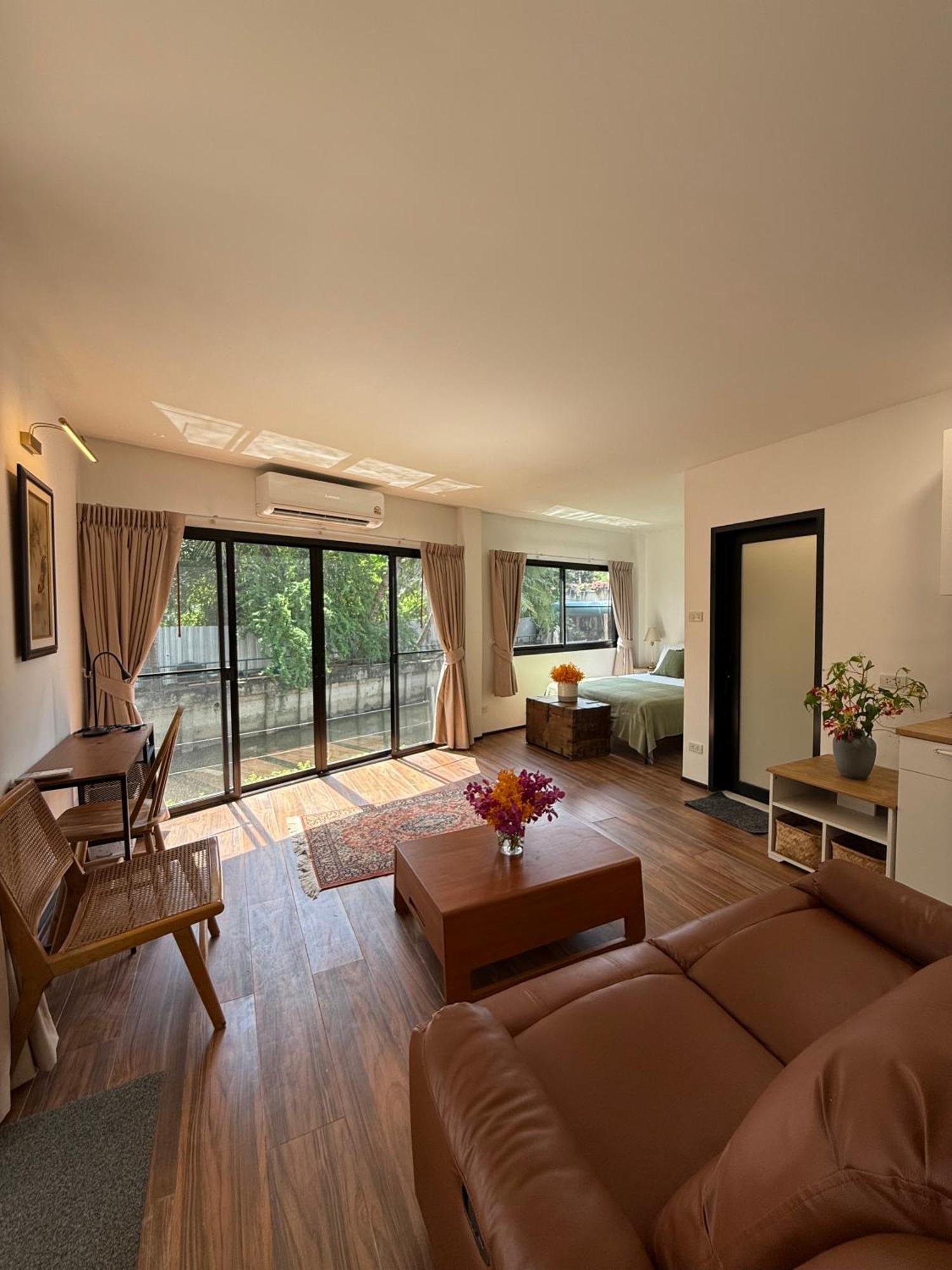 Cozycomo กรุงเทพมหานคร ภายนอก รูปภาพ
